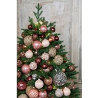 Ель Max Christmas Версальская ЕСВ 24 (2.4м, подставка металл)