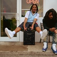 Патибокс Marshall Bromley 750 (черный/латунь)