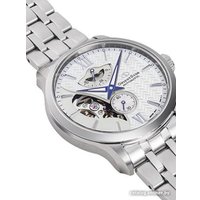 Наручные часы Orient RE-AV0125S
