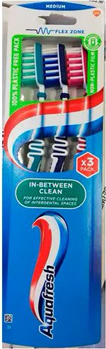 

Набор зубных щеток Aquafresh In-Between Clean средняя (3 шт)
