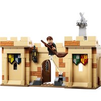 Конструктор LEGO Harry Potter 76395 Хогвартс: первый урок полетов