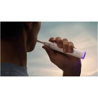 Электрическая зубная щетка Philips Sonicare Series 6100 HX7400/01