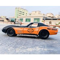 Легковой автомобиль Maisto Harley-Davidson 1970 Corvette 32193 (черный/оранжевый)