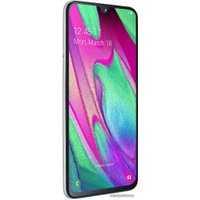 Смартфон Samsung Galaxy A40 4GB/64GB (белый)