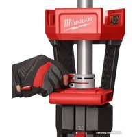 Фонарь Milwaukee M18 SAL2-0 4933492486 (без АКБ)