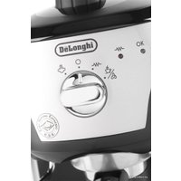 Рожковая кофеварка DeLonghi EC220.CD