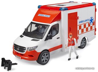 Скорая помощь Bruder MB Sprinter c фигуркой водителя 02676