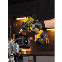 Гайковерт Denzel CIW-IB-300 26501 (с 1-им АКБ, кейс, набор оснастки)