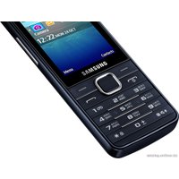 Кнопочный телефон Samsung S5611 (черный)