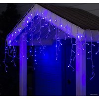 Гирлянда бахрома Luazon 3x0.6 м 160 LED 3584189 (белый ПВХ провод, синий)