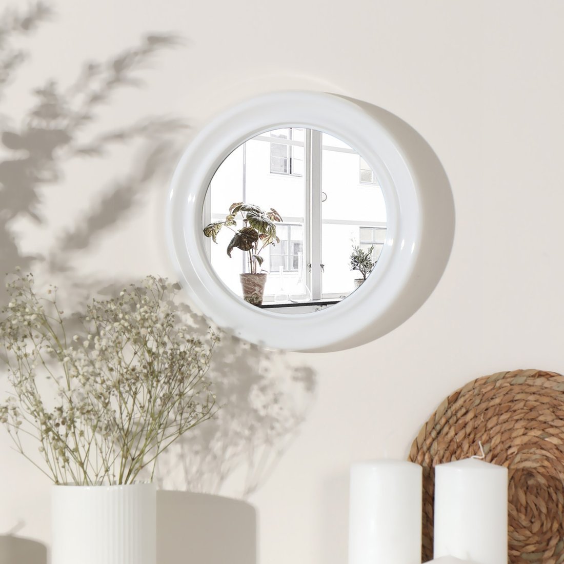 

Зеркало QF Скромность 3953939