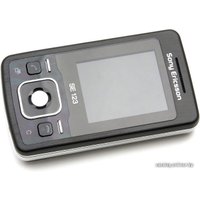 Кнопочный телефон Sony Ericsson T303