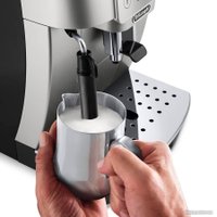 Кофемашина DeLonghi Magnifica Start ECAM 220.31.SSB