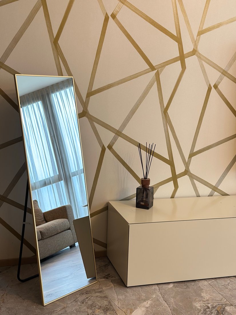 

Зеркало eMZe Прямоугольное 37х115 DK.37.115.AUR (золото)