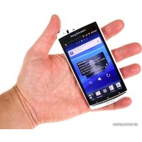 Смартфон Sony Ericsson Xperia arc S LT18i