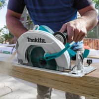 Дисковая (циркулярная) пила Makita HS0600