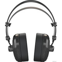 Наушники Behringer BH40