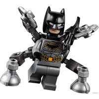 Конструктор LEGO DC Super Heroes 76122 Вторжение Глиноликого в бэт-пещеру