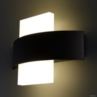 Уличный накладной светильник Uniel ULU-S32A-8W/4000K IP65 BLACK UL-00009348