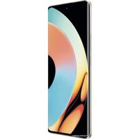 Смартфон Realme 10 Pro+ 8GB/128GB международная версия (золотой)