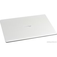 Ноутбук ASUS X201E-KX002D