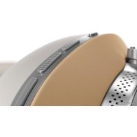 Наушники Bowers & Wilkins PX8 (бежевый/серебристый)