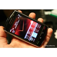Телефон BlackBerry Storm 9500