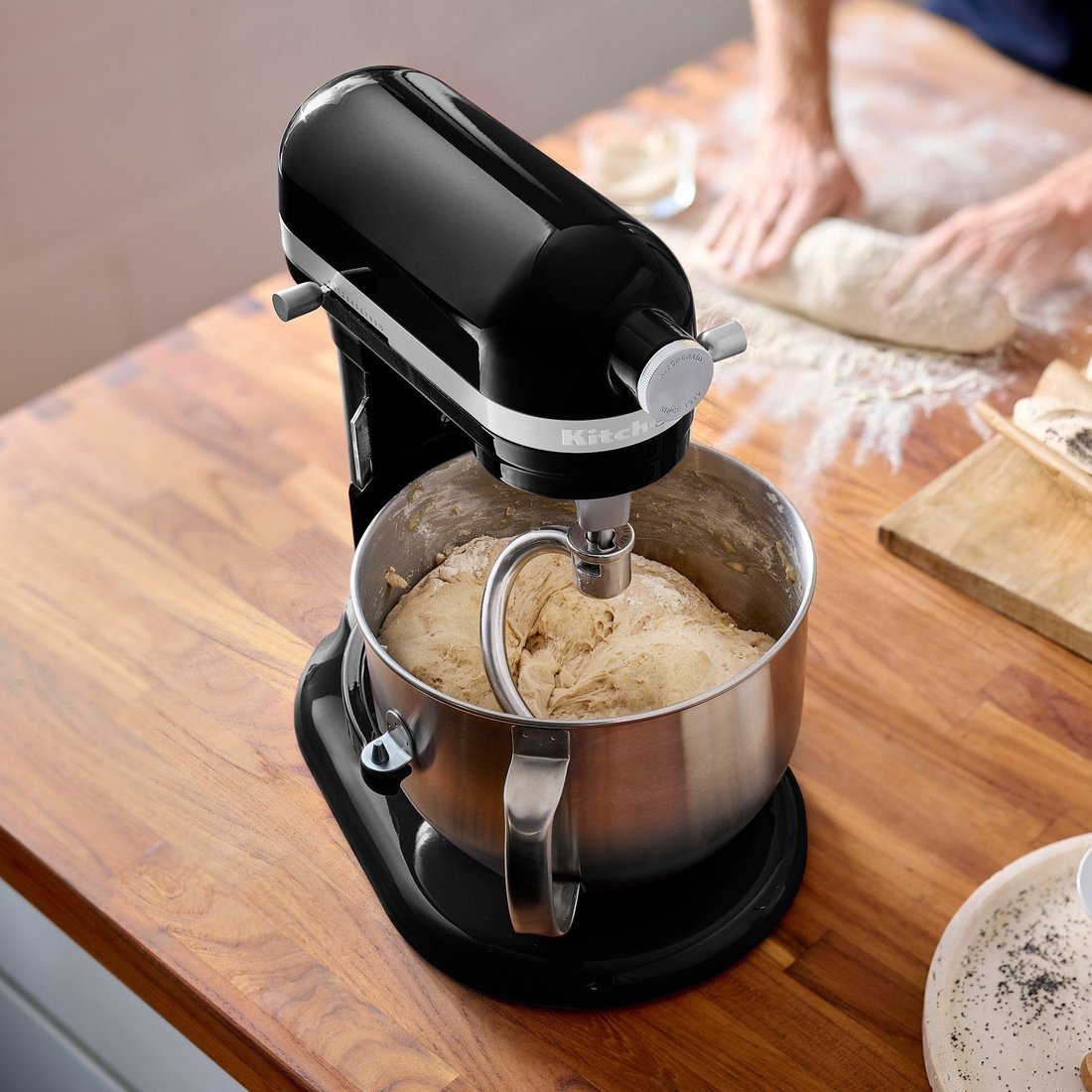 

Кухонная машина KitchenAid Artisan 5KSM70SHXEOB