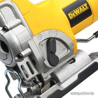 Электролобзик DeWalt DW331K