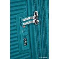 Чемодан-спиннер American Tourister Soundbox Jade Green 55 см