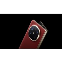 Телефон Huawei Mate X6 ICL-LX9 12GB/512GB (красный)