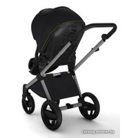 Универсальная коляска Invictus V-Pram (3 в 1, черный/золотистый, серебристая рама)