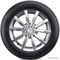 Всесезонные шины Michelin CrossClimate 215/65R16 102V