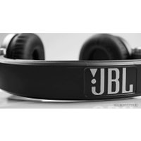 Наушники JBL Synchros E30