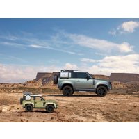 Конструктор LEGO Technic 42110 Land Rover Defender