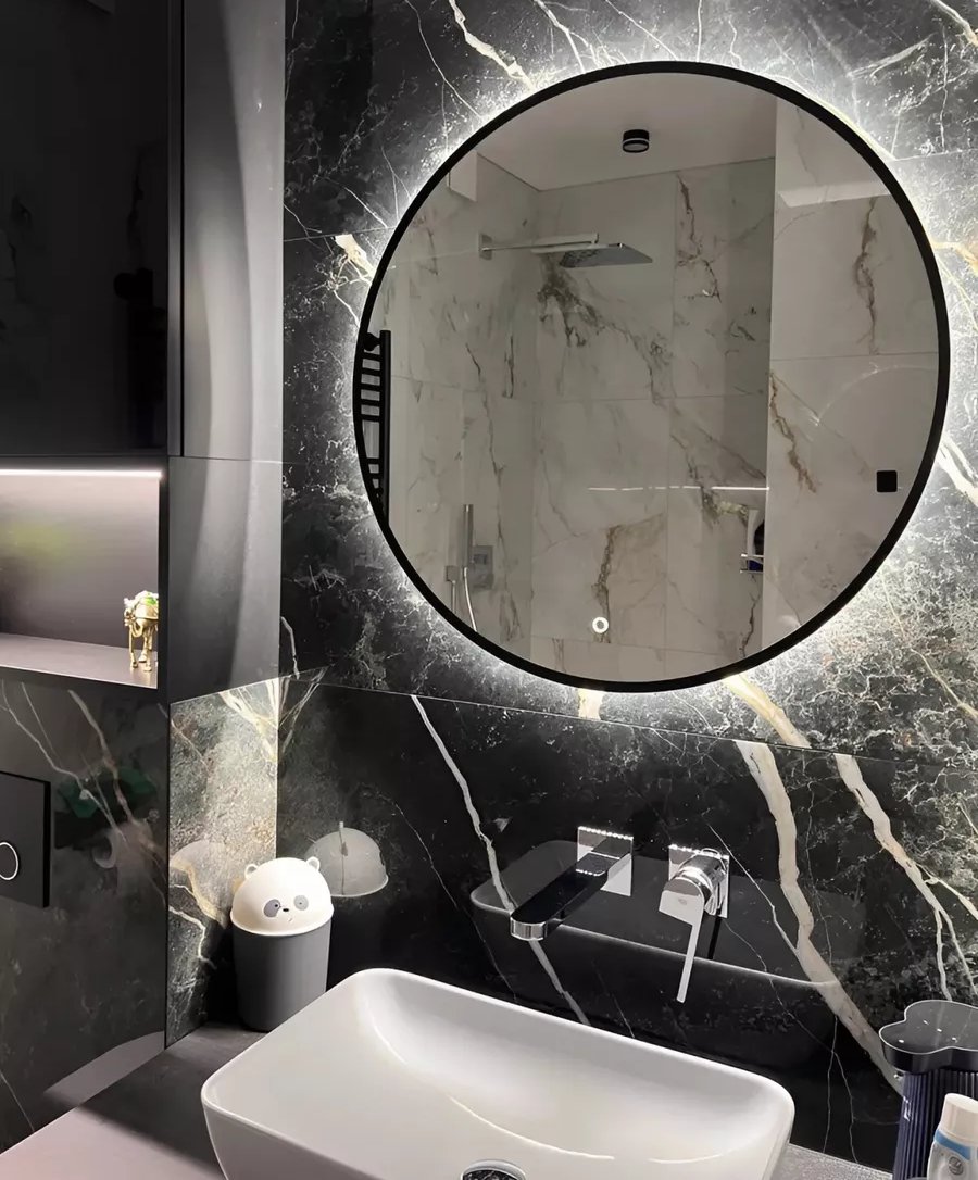 

Зеркало с подсветкой eMZe 70 LED.UV.70.70.CHE.AF.4K (черный с УФ-окантовкой и подсветкой)