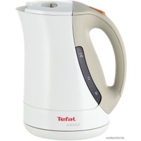 Электрический чайник Tefal BF560140