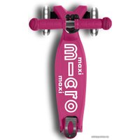 Трехколесный самокат Micro Maxi Micro Deluxe LED Foldable (ягодный)