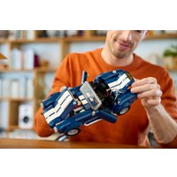 Конструктор LEGO Icons 10357 Shelby Cobra 427 S/C