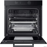 Электрический духовой шкаф Samsung NV75T9979CD/WT