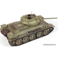Сборная модель Звезда Советский средний танк Т-34/76 1943 УЗТМ