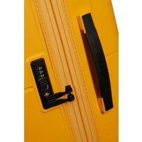 Чемодан-спиннер American Tourister Dashpop Golden Yellow 67 см