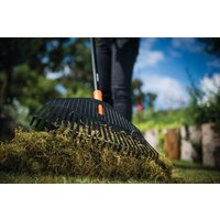 Грабли веерные Fiskars 1003464