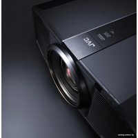 Проектор JVC DLA-Z1