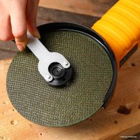 Угловая шлифмашина Deko DKAG1500-150 063-4299