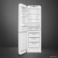 Холодильник Smeg FAB32LWH5