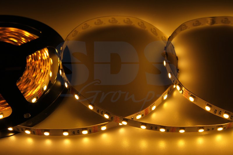 

Гирлянда тейп-лайт Neon-Night LED лента открытая SMD 5050 [141-466]
