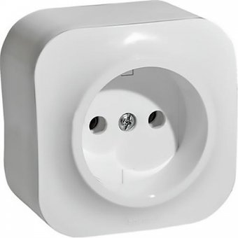 Розетка Legrand Quteo 7 822 10 (белый)