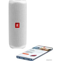 Беспроводная колонка JBL Flip 5 (белый)