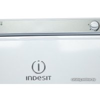 Холодильник Indesit ST 167